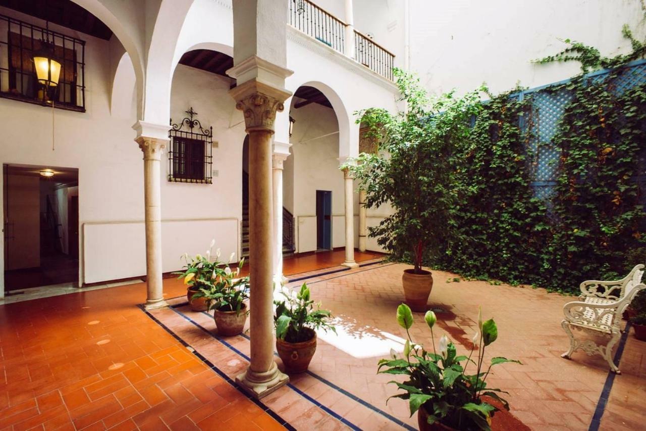 A4 Centro De Sevilla Catedral Santa Cruz Parking Privado Opcional Esterno foto